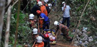 Coach Plunges into Ravine near Malaysia Genting Resort Talk Cock Sing Song