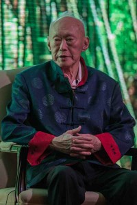 Lee Kuan Yew airs Concern about Malaysia Iskandar Talk Cock Sing Song