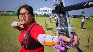 First Archery Gold for Singapore Talk Cock Sing Song