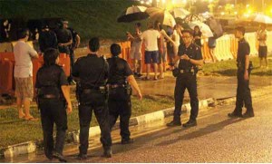 Buangkok Residents Stand-Off with AVA Talk Cock Sing Song