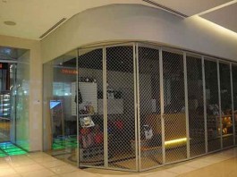 Shops Closing Down at Orchard Gateway Talk Cock Sing Song