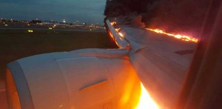 SIA Flight Emergency Landing in Singapore due to Engine Caught Fire Talk Cock Sing Song