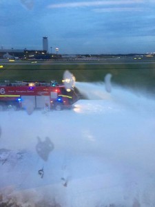 SIA Flight Emergency Landing in Singapore due to Engine Caught Fire Talk Cock Sing Song